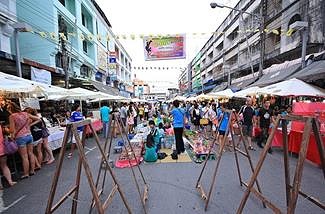 Krabi Walking Street