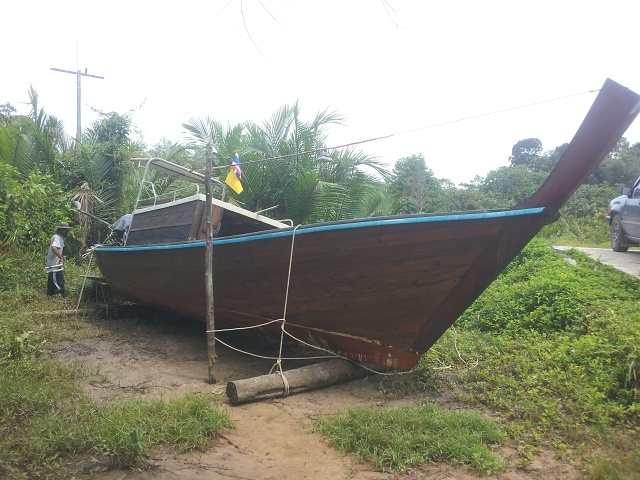 Longtail Boat